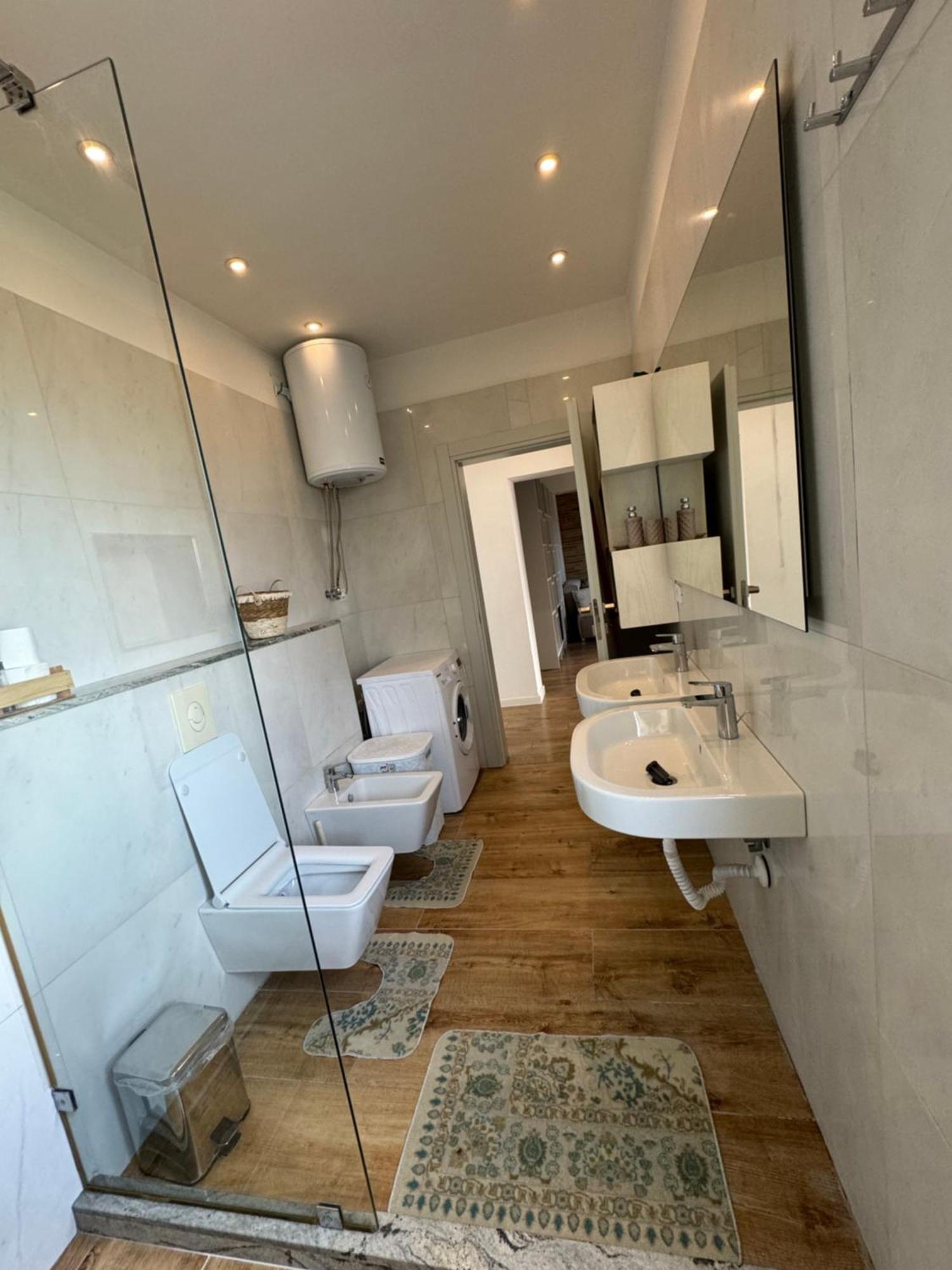 Kreilux Valona Apartment Vlore Exterior photo